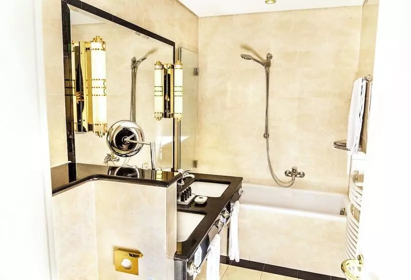 Fotos del hotel Suitess:  13