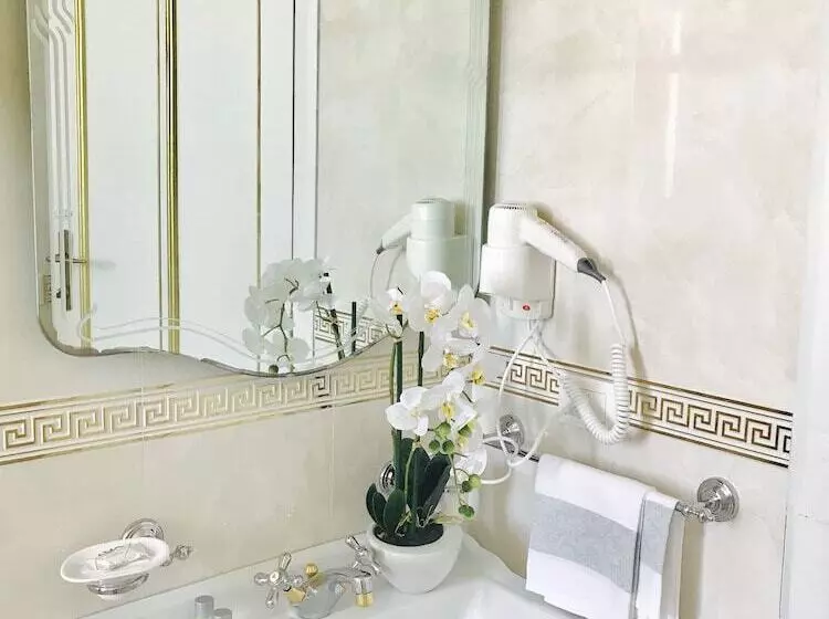 Fotos del hotel Villa Riis:  5