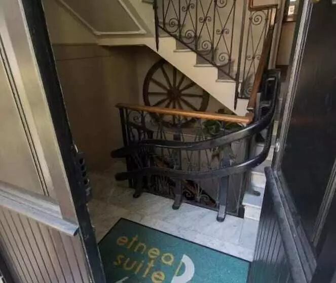 Fotos del hotel Etnea Suite 668:  3