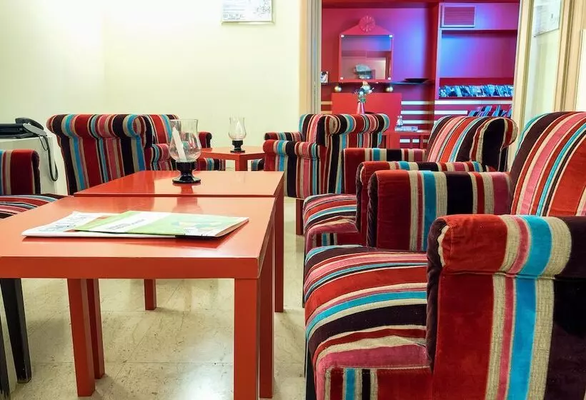 Fotos del hotel Garibaldi:  24