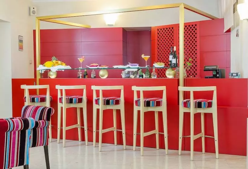 Fotos del hotel Garibaldi:  4