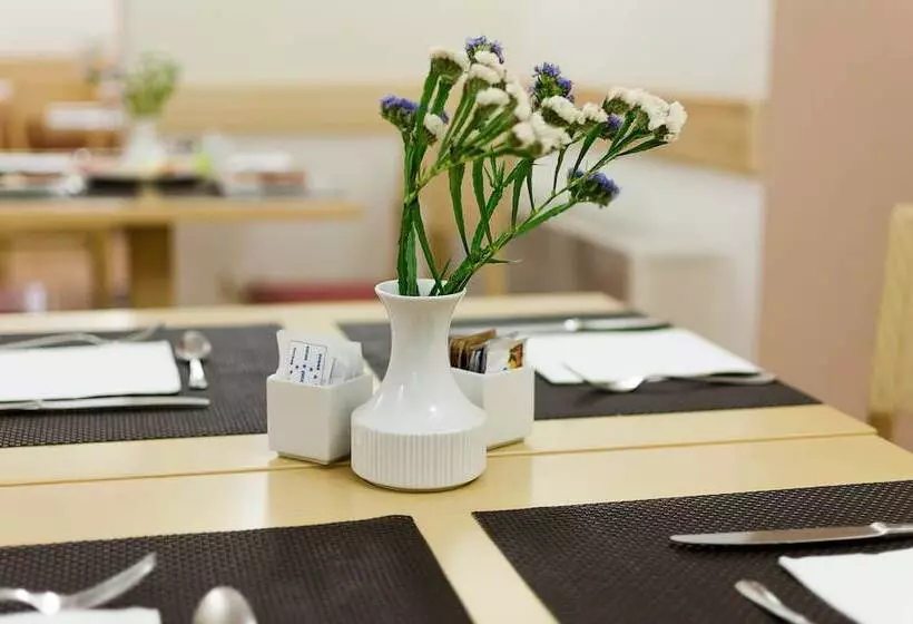 Fotos del hotel Garibaldi:  21