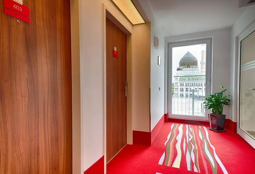 Fotos del hotel Leonardo Hotel Dresden Altstadt:  2