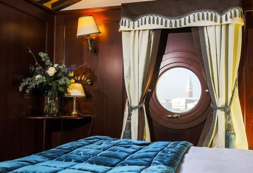 Fotos del hotel Bucintoro:  11