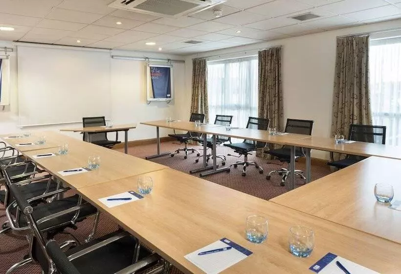 Fotos del hotel Holiday Inn Express Birmingham Star City, An Ihg:  18