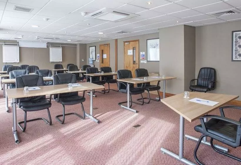 Fotos del hotel Holiday Inn Express Birmingham Star City, An Ihg:  25