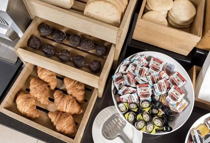 Fotos del hotel Holiday Inn Express Birmingham Star City, An Ihg:  8