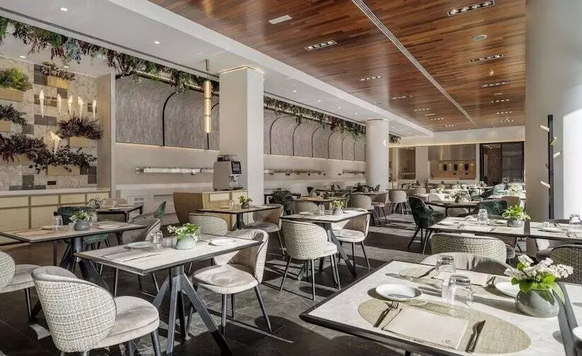 Fotos del hotel Ilunion Atrium:  12