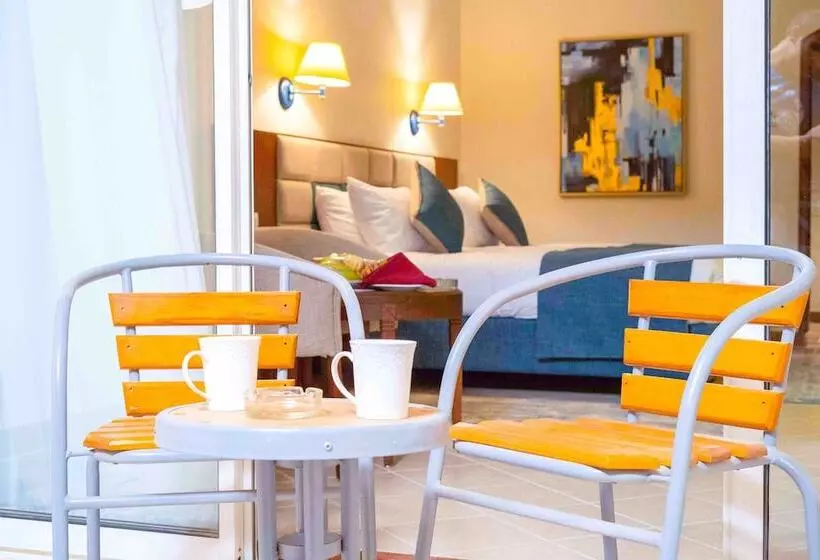 Fotos del hotel Cyrene Island Hotel:  5