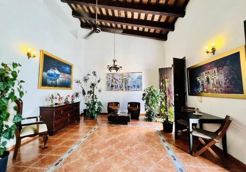 Fotos del hotel Suite Colonial By Cristi:  6