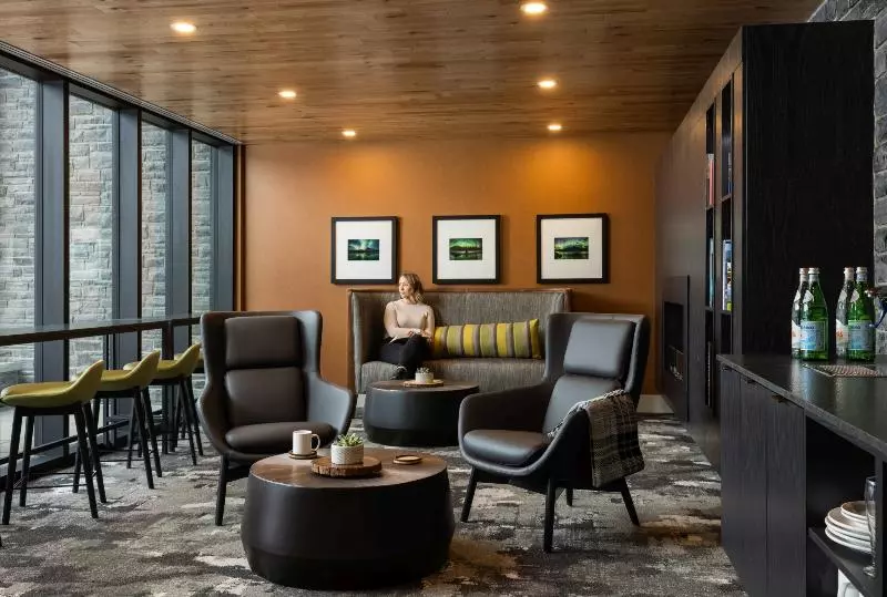 Fotos del hotel Peaks Hotel And Suites:  3
