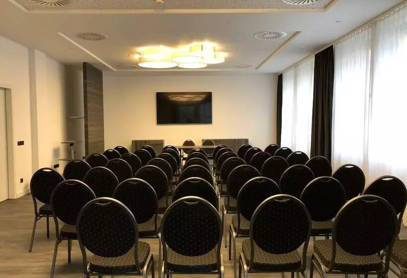 Fotos del hotel Airporthotel Berlin-adlershof:  15