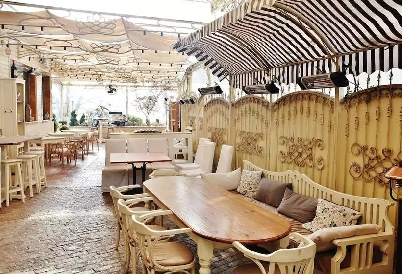 Fotos del hotel Meg Lozenetz:  4