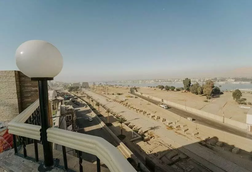 Fotos del hotel Queens Valley:  8