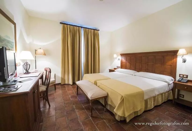 Fotos del hotel Hospedium  Cortijo Santa Cruz:  2