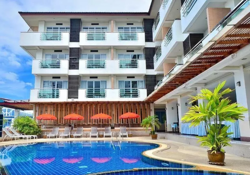 Fotos del hotel First Residence:  12