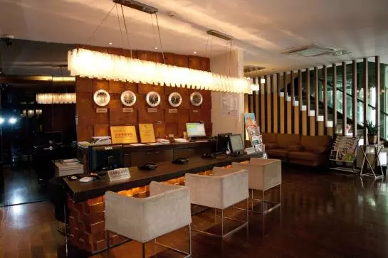 Fotos del hotel Le View Seasons Suites:  4