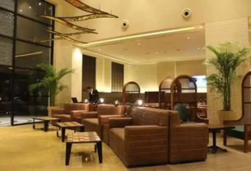 Fotos del hotel Lemon Tree Premier City Center:  2