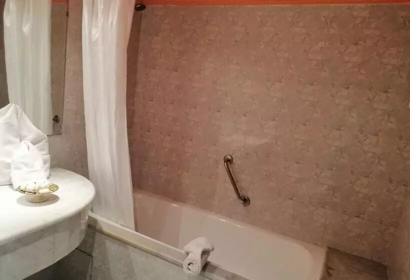 Fotos del hotel Tghat:  19