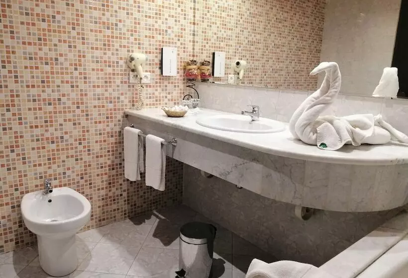 Fotos del hotel Tghat:  8