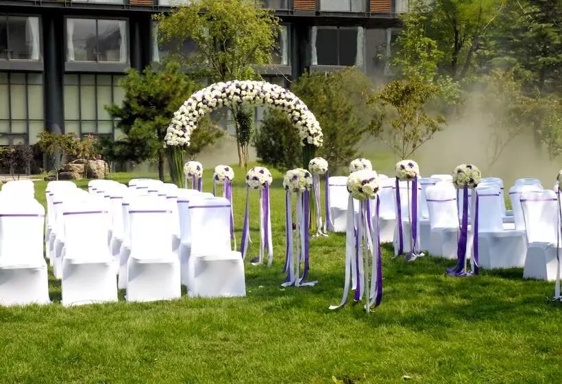 Fotos del hotel The Lake View Hotel Beijing:  7