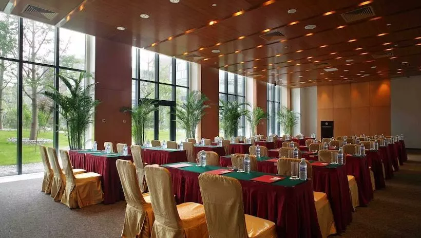 Fotos del hotel The Lake View Hotel Beijing:  13