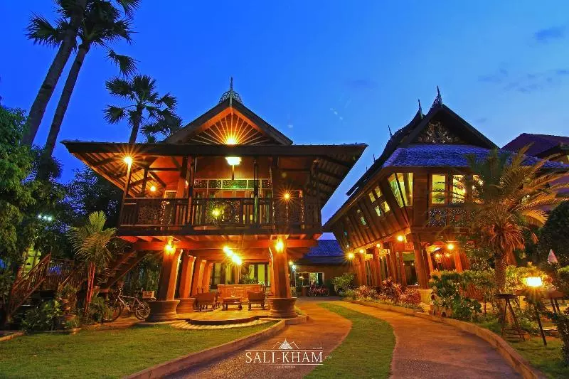 Fotos del hotel The Sali Kham Traditional Lanna Home:  6