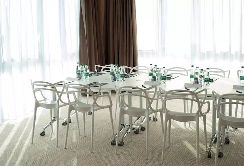 Fotos del hotel Kyriad Prestige Clermontferrand:  21