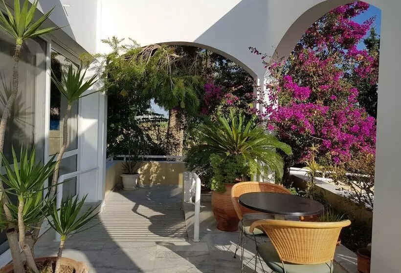 Fotos del hotel Mantenia:  3