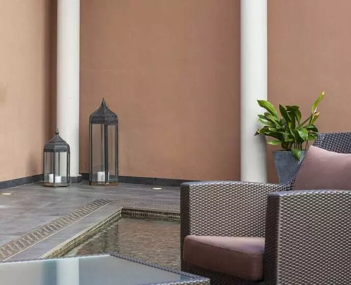 Fotos del hotel Ac Hotel Sevilla Torneo By Marriott:  17