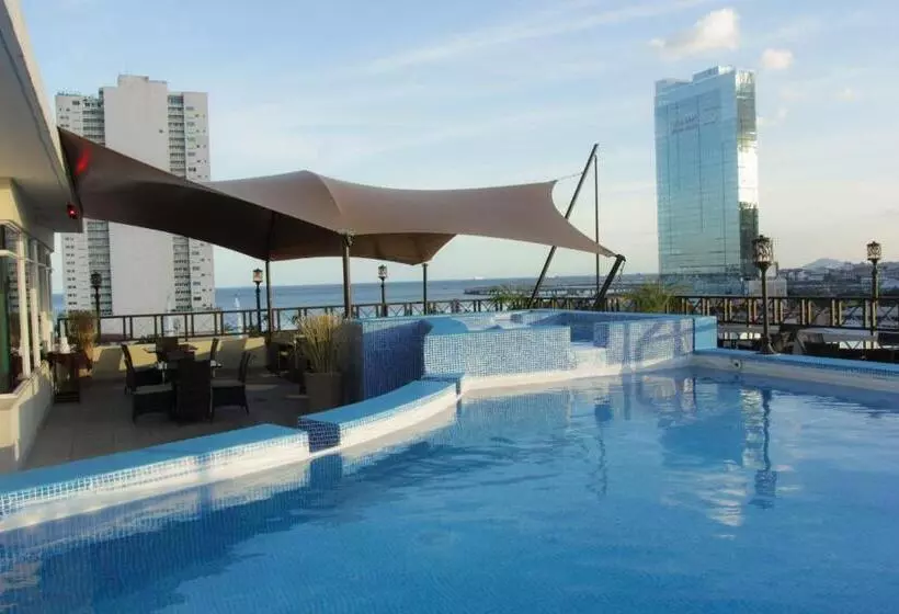 Fotos del hotel Bahia Suites:  5