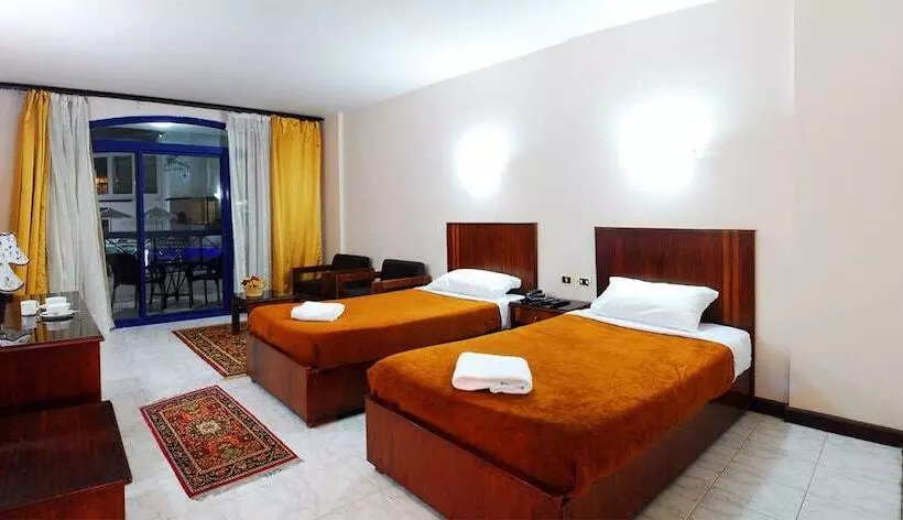 Fotos del hotel La Perla:  11