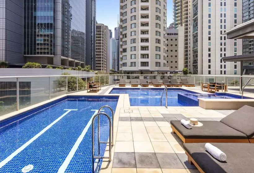 Oaks Brisbane Festival Suites