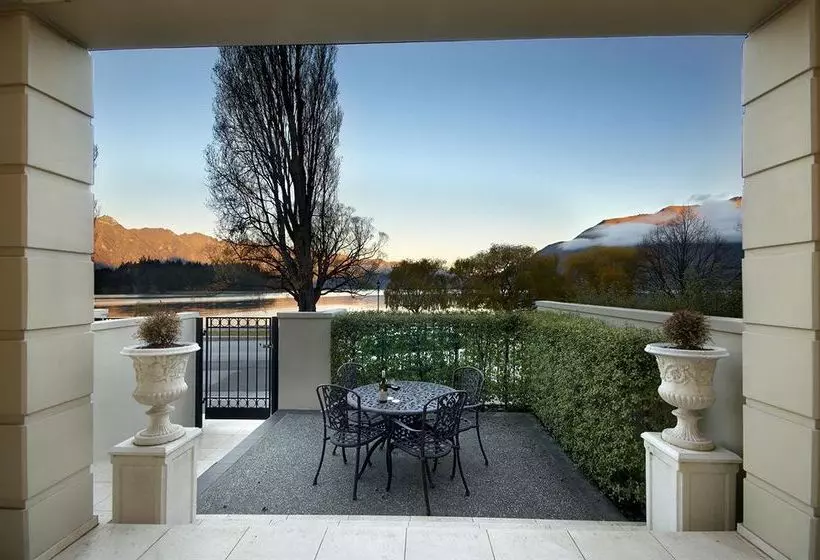 Fotos del hotel Esplanade Residences By Heritage Hotels:  4