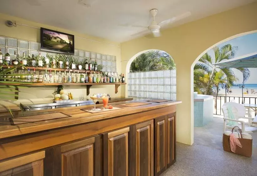 Fotos del hotel Rooms On The Beach Negril:  5