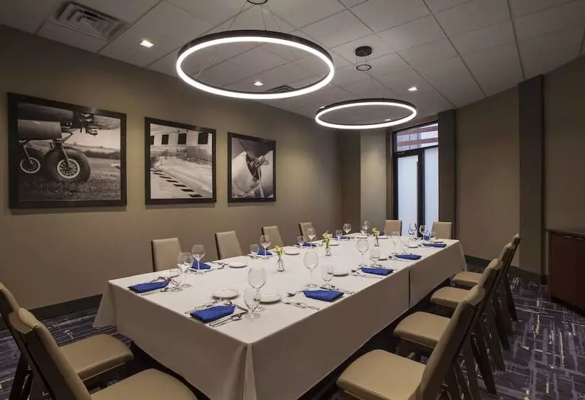 Fotos del hotel Sheraton Suites Philadelphia Airport:  14