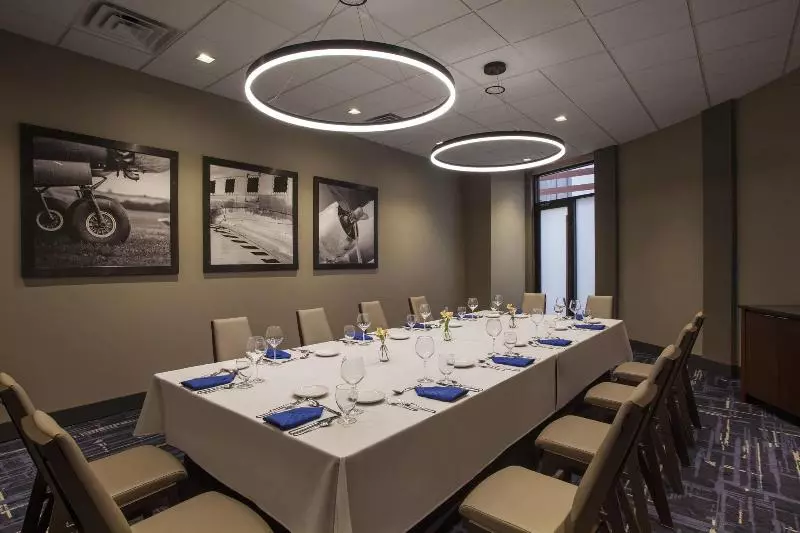 Fotos del hotel Sheraton Suites Philadelphia Airport:  24