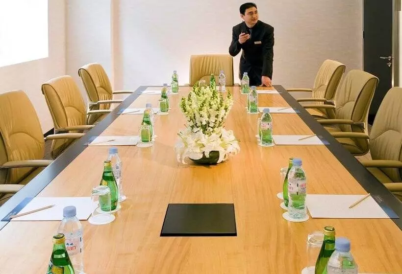 Fotos del hotel Novotel Beijing Sanyuan:  6