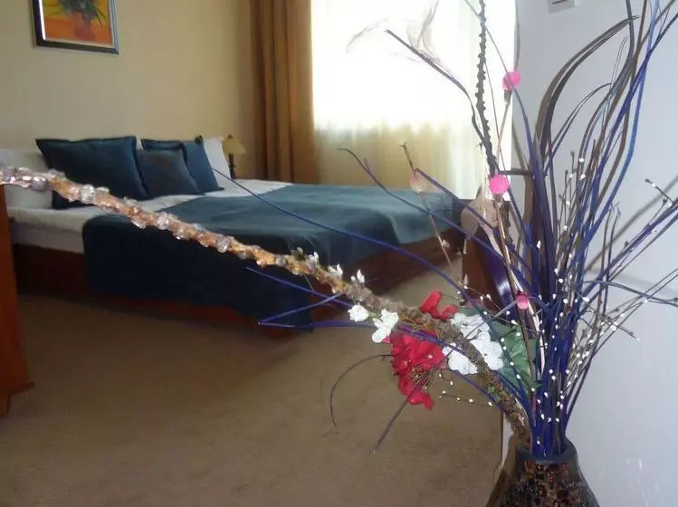 Fotos del hotel Emerald   Half Board:  2