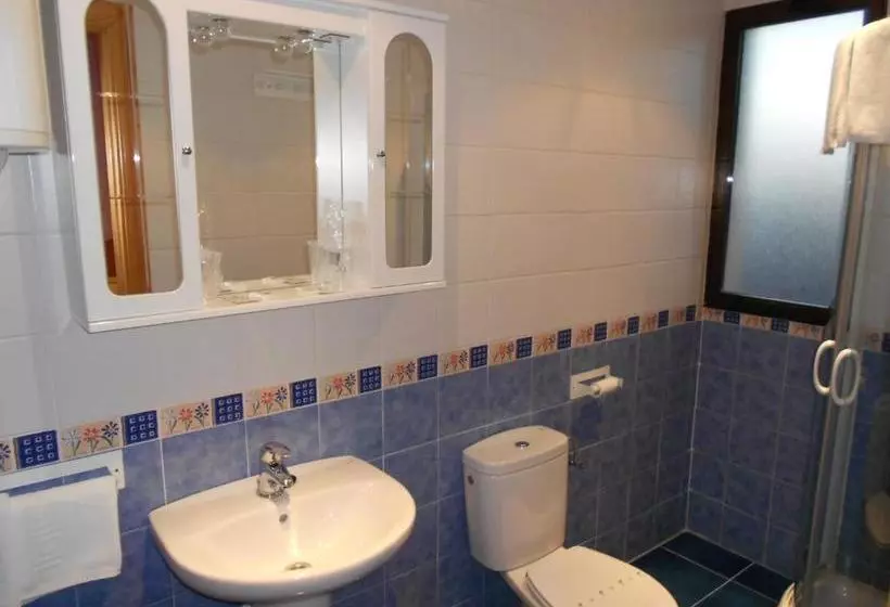 Fotos del hotel Hostal Donaire:  5