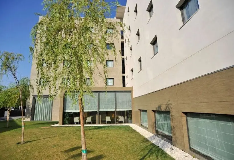 Fotos del hotel Campanile Málaga Airport:  7