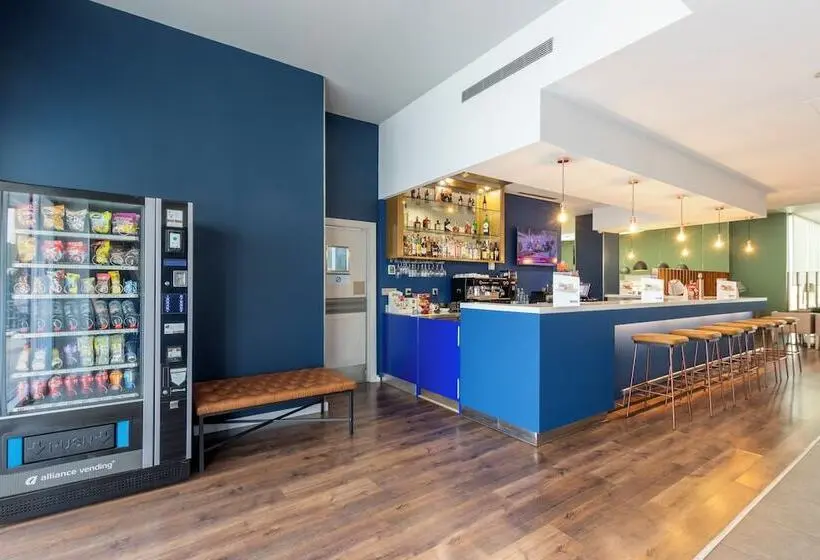 Fotos del hotel Campanile Málaga Airport:  3