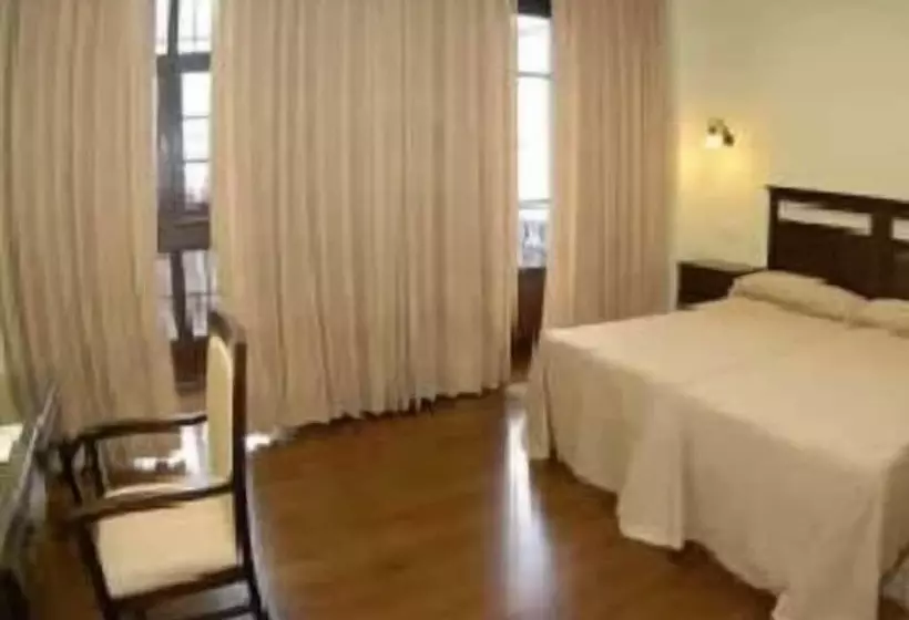 Fotos del hotel La Casona De Lazúrtegui:  11