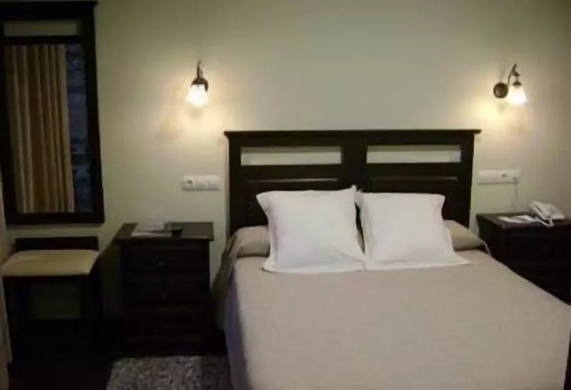 Fotos del hotel La Casona De Lazúrtegui:  9