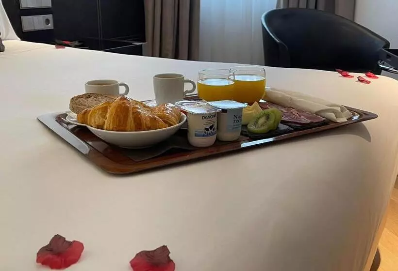 Fotos del hotel Inffinit:  20