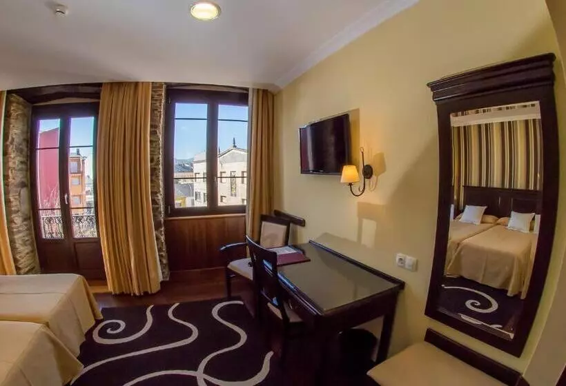 Fotos del hotel La Casona De Lazúrtegui:  15