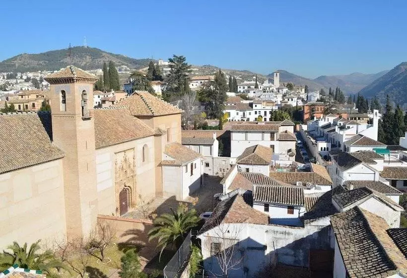 Fotos del hotel Santa Isabel La Real:  12