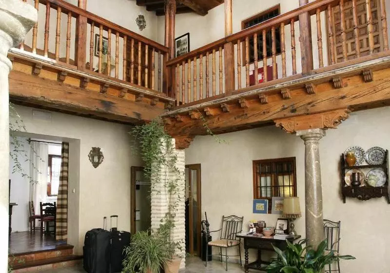 Fotos del hotel Santa Isabel La Real:  25