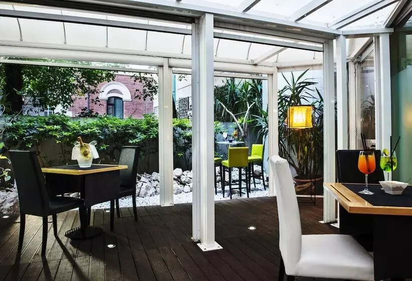 Fotos del hotel Twentyone:  9