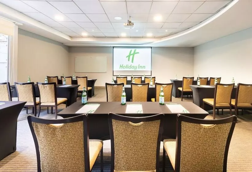 Fotos del hotel Holiday Inn Santiago  Airport Terminal, An Ihg:  5